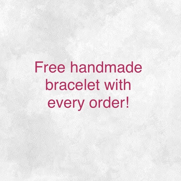 3/25 or 2/20! Cropped Blazer Sz LG - Picture 9 of 10